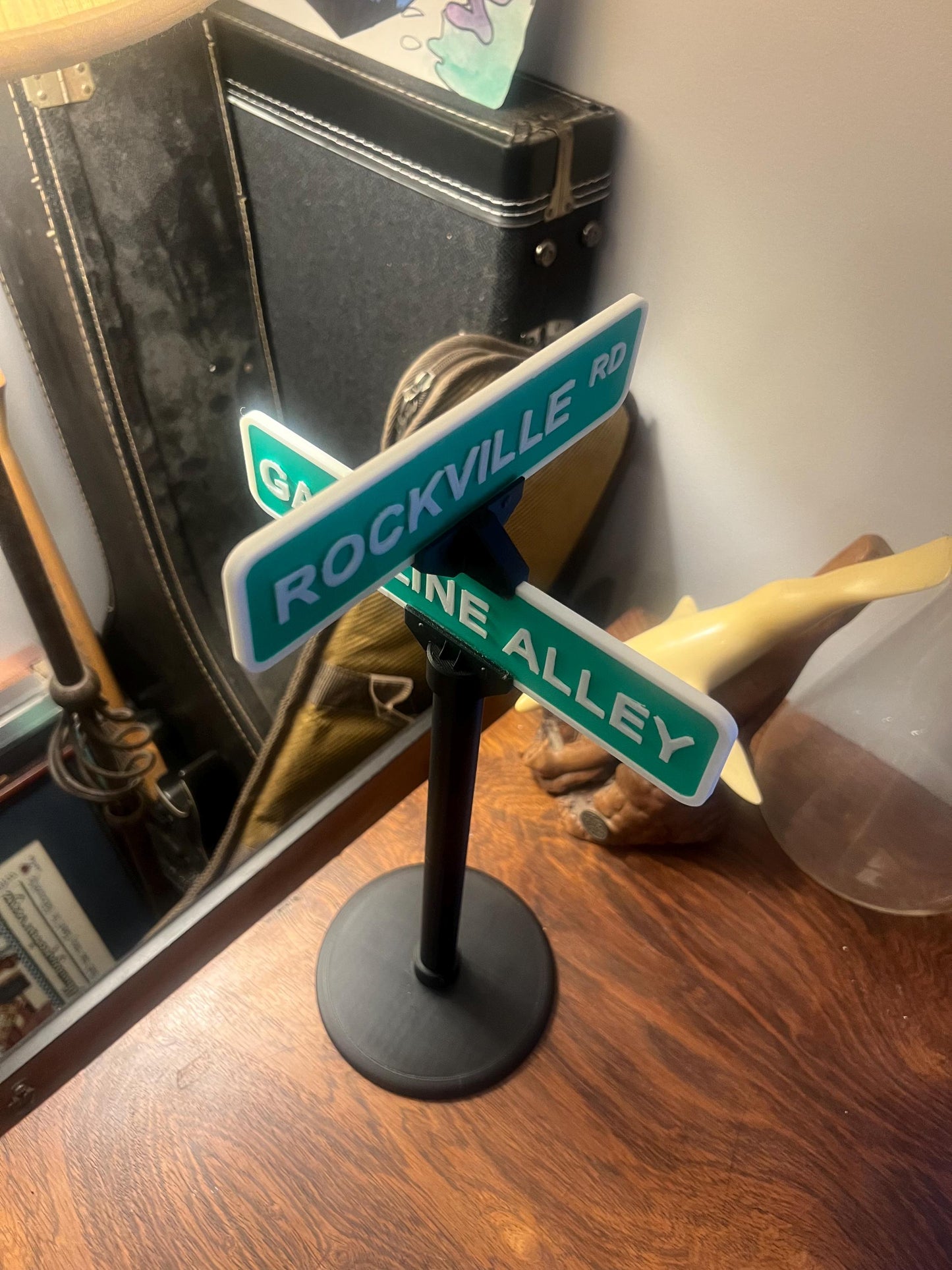 Customizable 3D printed street signs